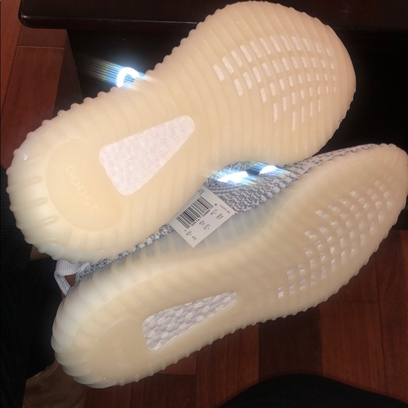 Yeezy boost 350 V2 static reflective - Picture 4 of 7